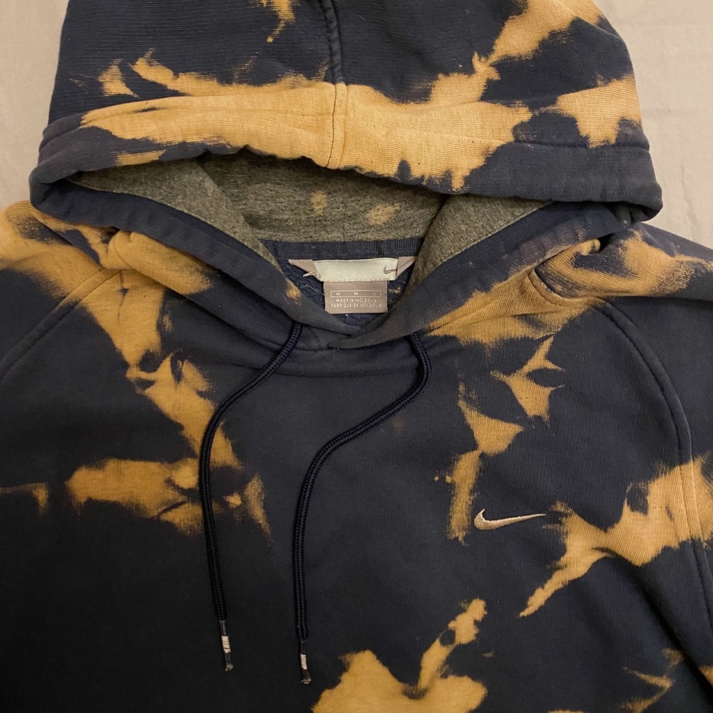 Nike Bleach Dye Sweatshirt